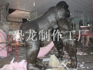 恐龙制作工厂制作的大型仿真动物――4米金刚大猩猩