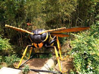 仿真动物制作工厂为景区量身打造的蜜蜂模型